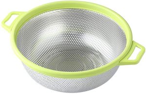 Stainless Steel Colander Strainer with Handle for Kitchen - 5 Quart