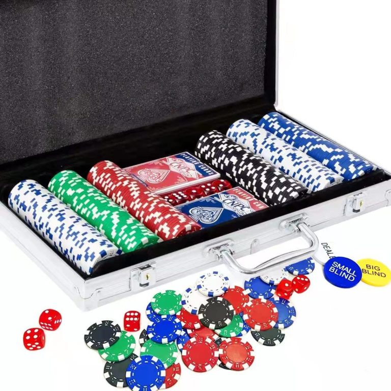 Blackjack Gambling Carrying Case with Buttons and 2 Decks of Cards