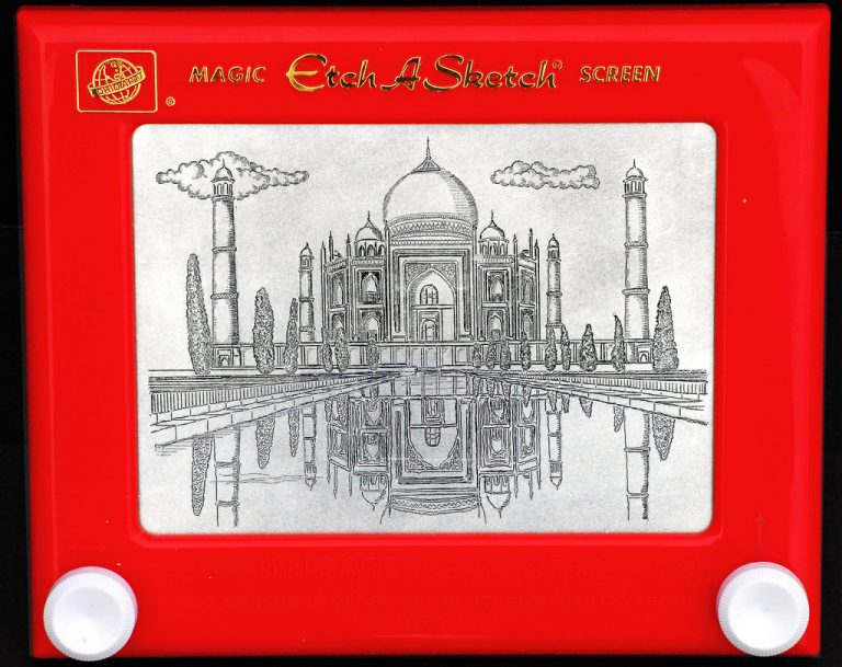 Etch A Sketch Classic Drawing Screen