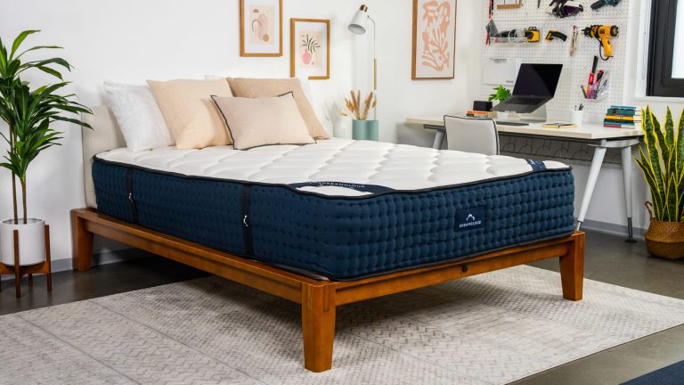 DreamCloud Luxury Hybrid King Mattress