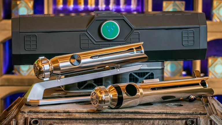 Galaxy's Edge Ahsoka Tano Legacy Lightsaber